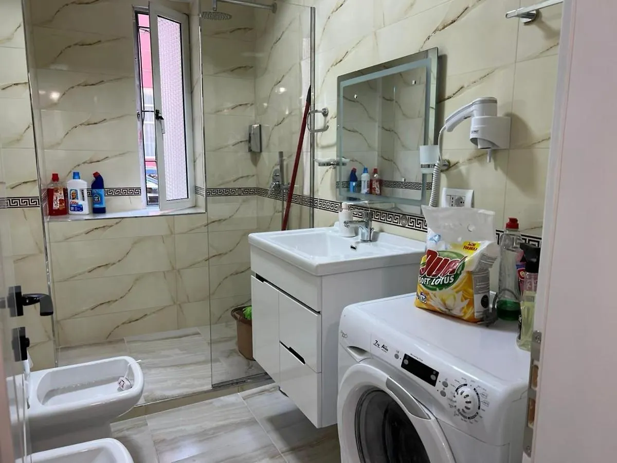 Gesapartment Tirana 0*,